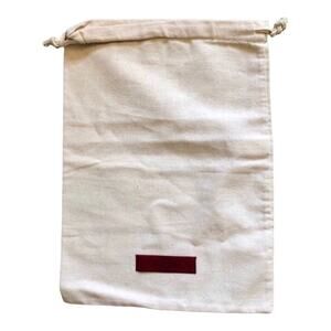 Valentino Garavani Ivory With Bold Red Nameplate Drawstring Dust Cover